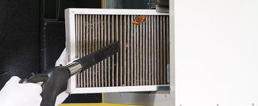 Clogged Air Duct Cleaning Process in Oak Forest, IL